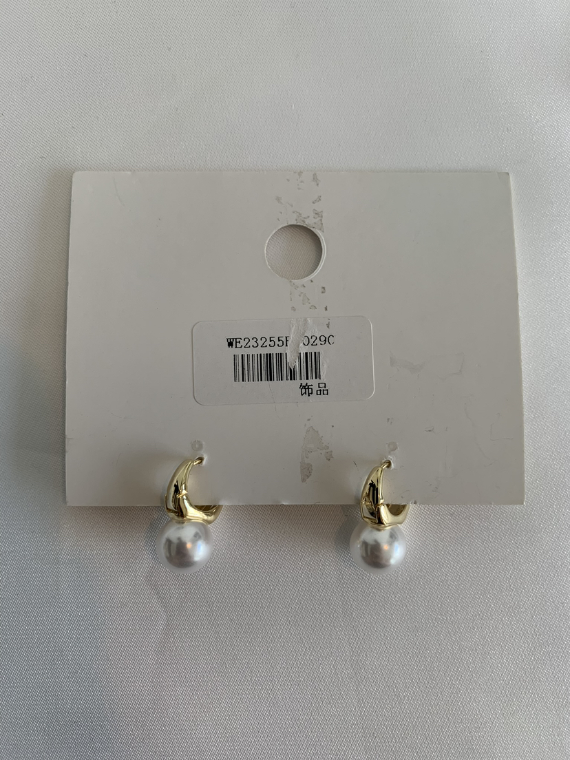 ⚪️ Pearl Earrings 🌙 image indicator(3)