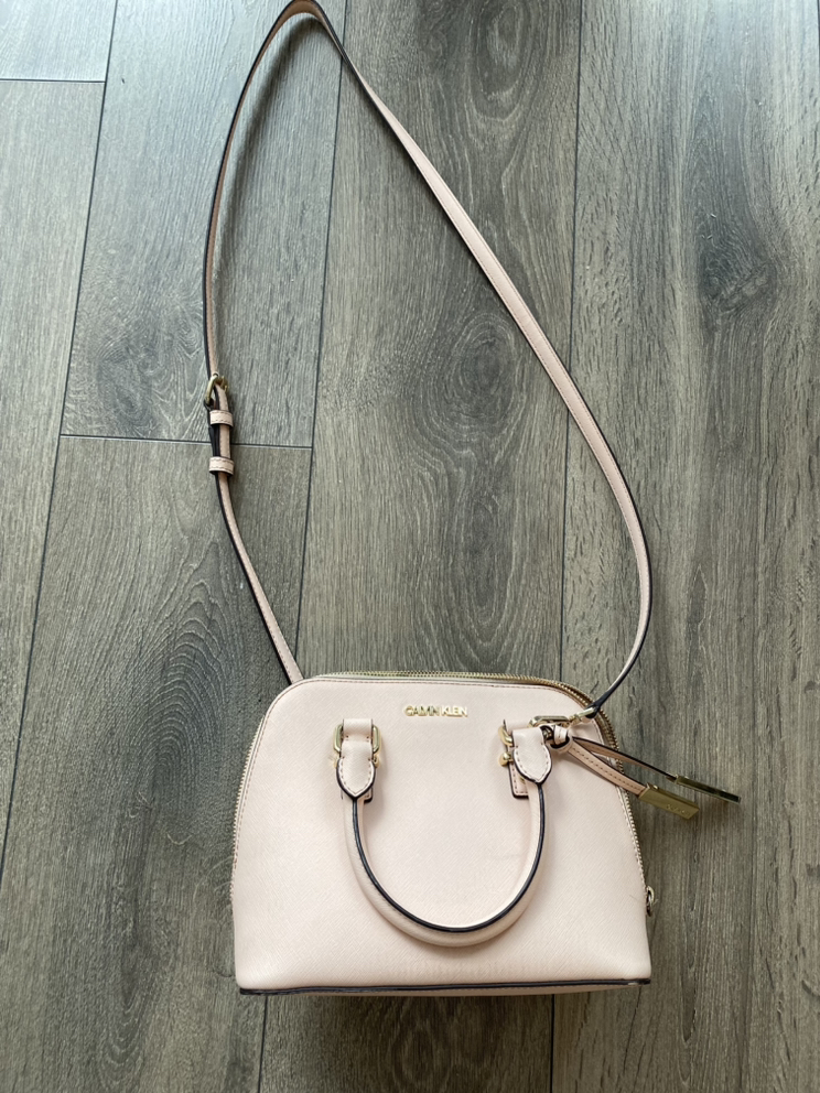 Calvin Klein bag thumbnail