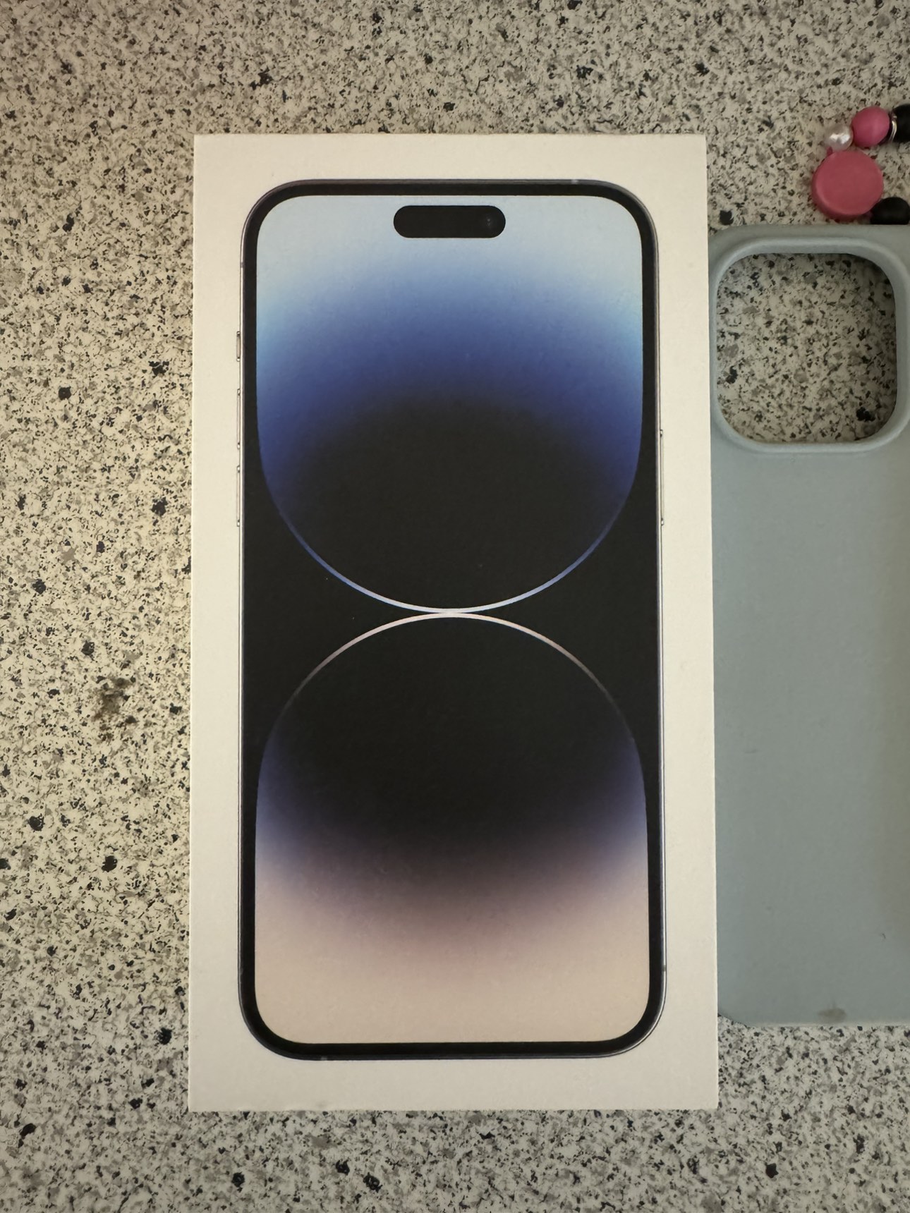Selling iPhone 14 Pro Max thumbnail