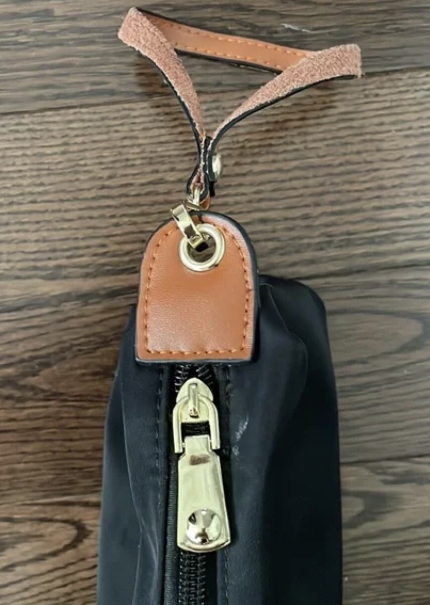 Black nylon purse with wristlet (Not Longchamp) image indicator(6)