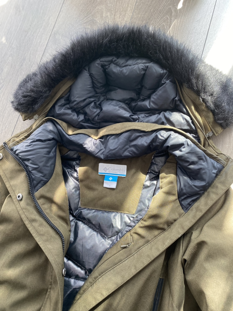 Columbia women down Jacket image indicator(2)