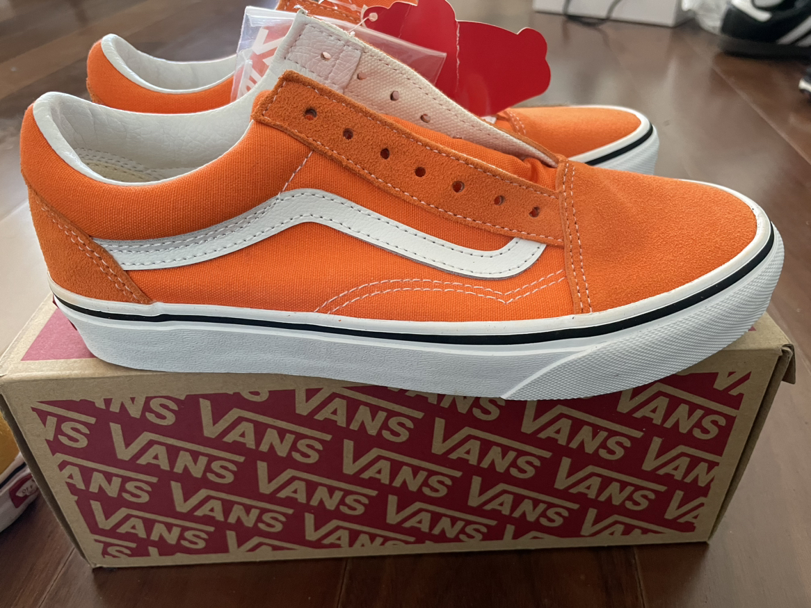 Brand New Old Skool Vans 🥕 thumbnail