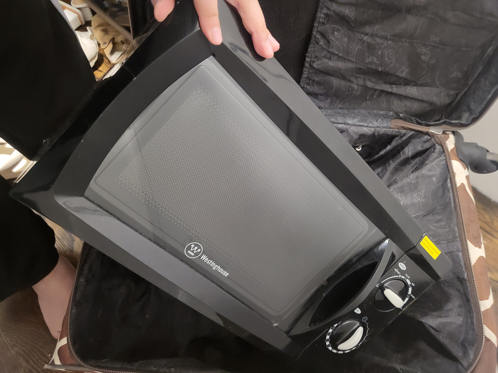 GIVEAWAY MICROWAVE - photo 2