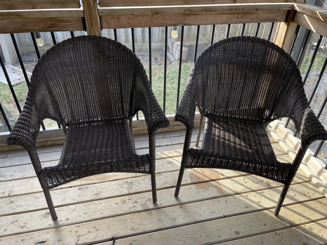 4 Bazik Spruce Hills Brown Wicker Patio Chair