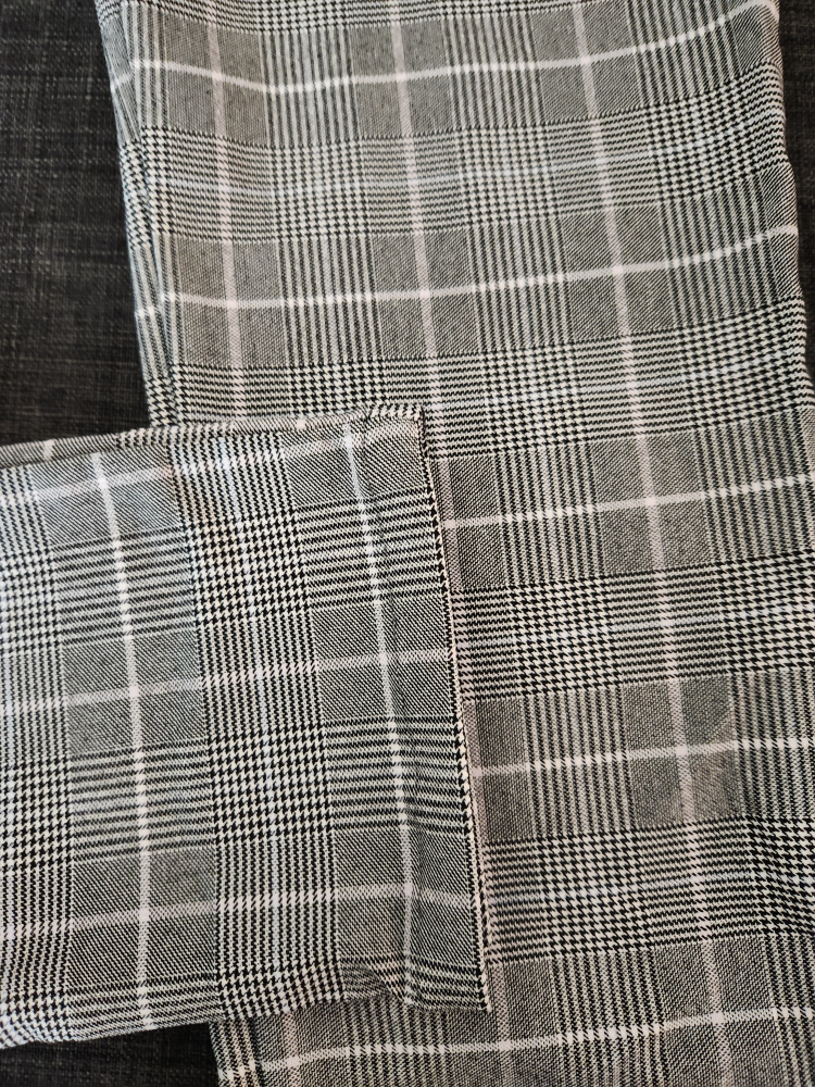 * BRAND NEW-NEVER WORN Womens GARAGE Plaid Jegging/Pants * - photo 3