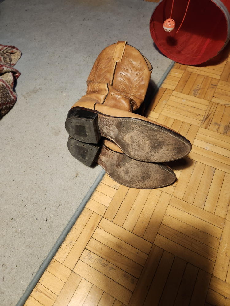 Leather Cowboy Boots image indicator(3)