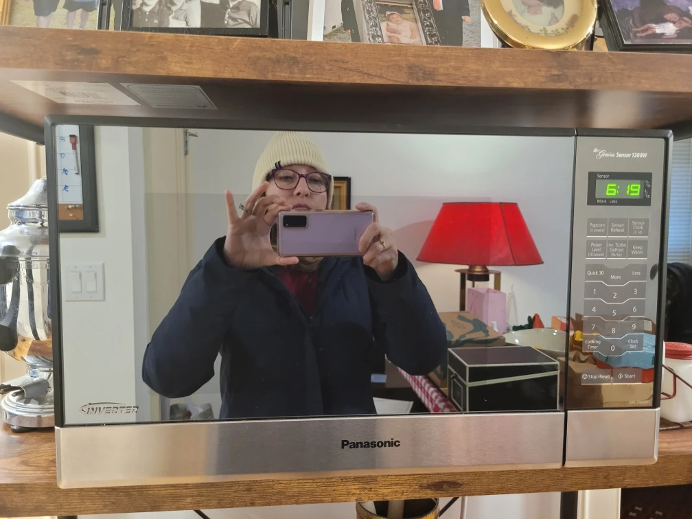 microwave, room divider, antiques and more! - photo 2