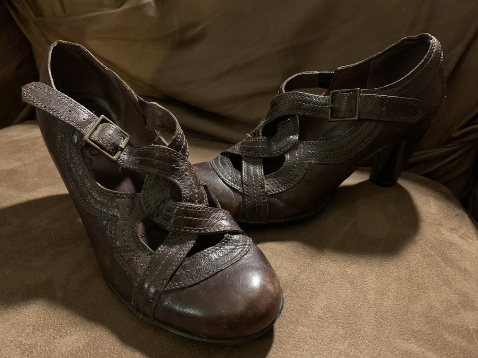 Indigo by Clark’s women’s high heeled shoes image indicator(2)