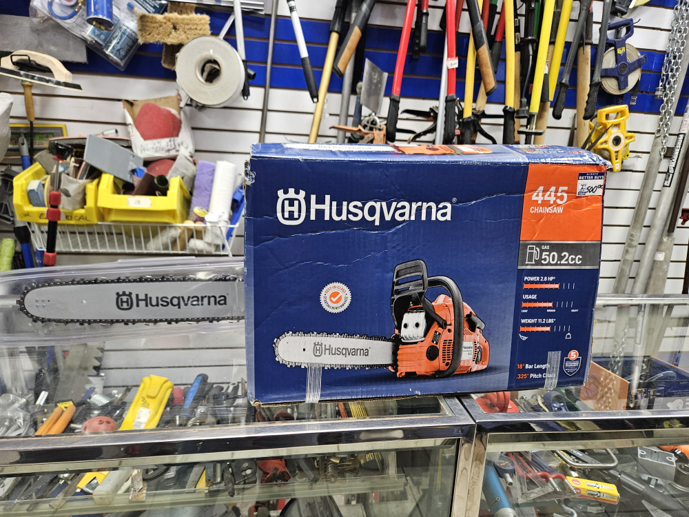 Husqvarna Chainsaw (18" Bar)