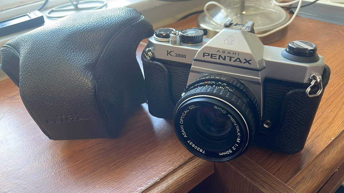 ASAHI PENTAX K1000 FILM CAMERA