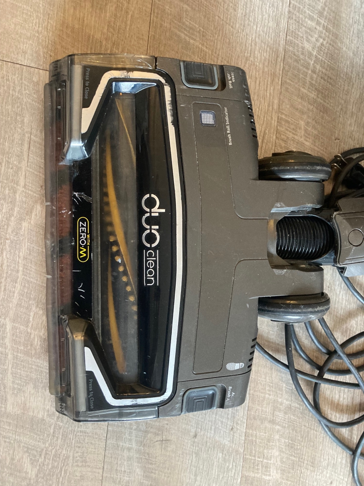 Shark APEX heavy duty corded vacuum cleaner (original $650) - photo 5