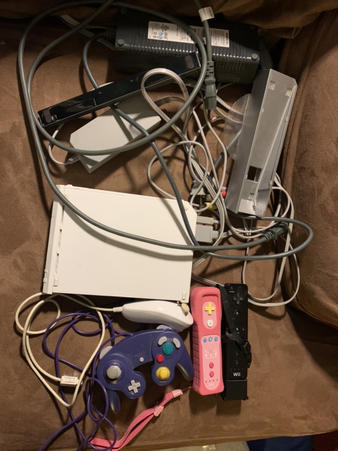 Wii Console & Controllers (As Is)