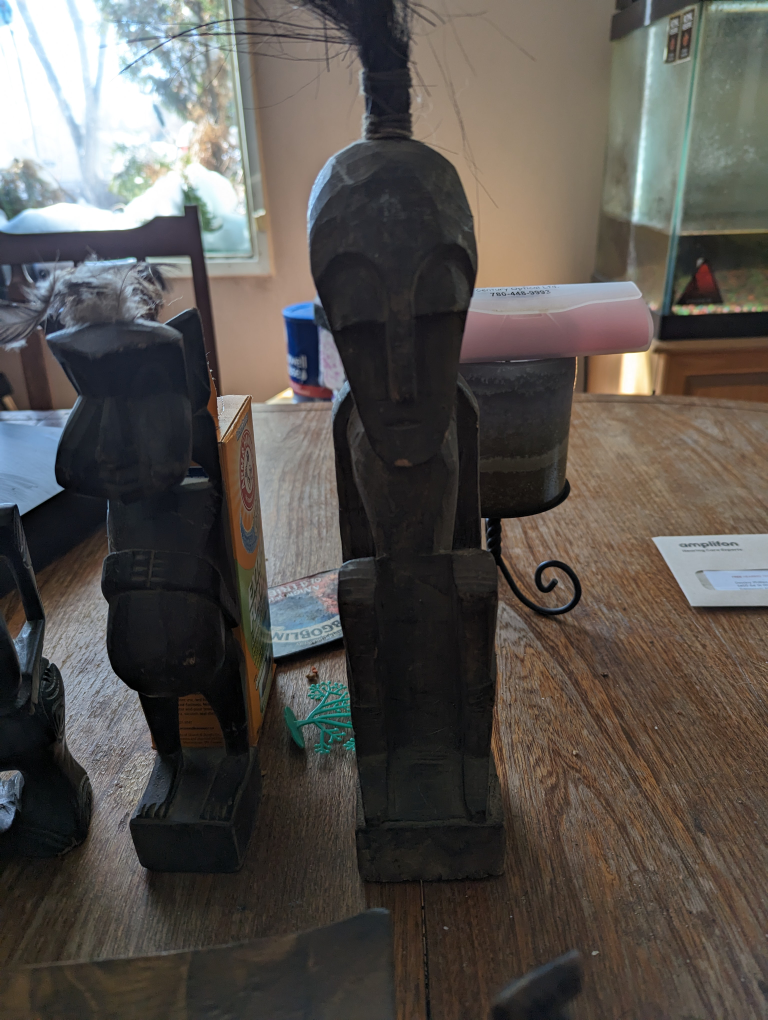 wood carved statues with elephant tray - photo 4