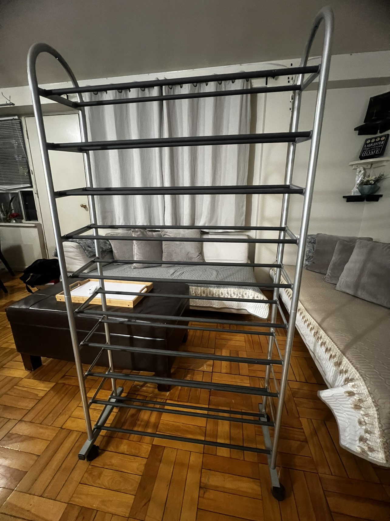 Furniture - photo 3