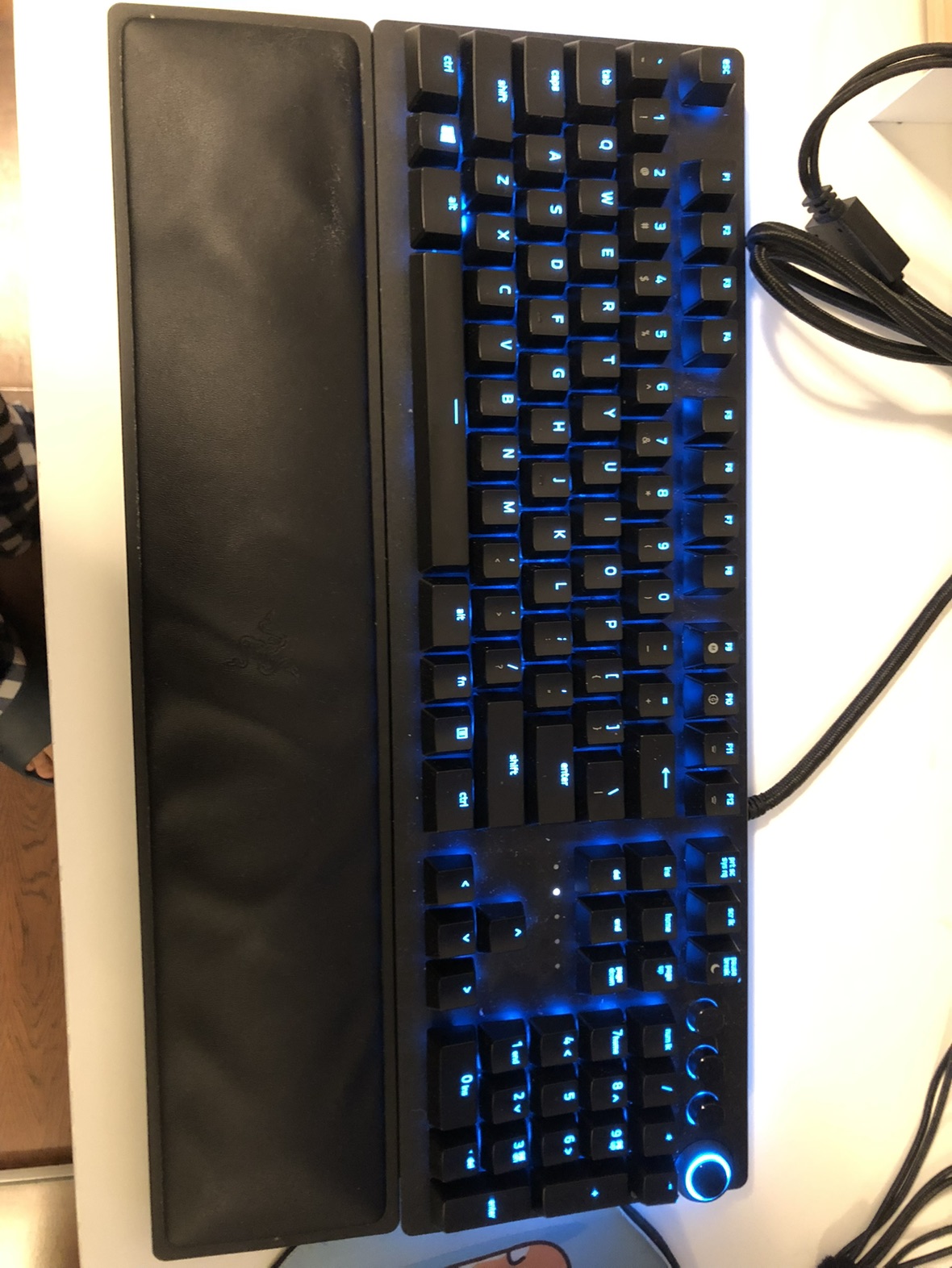 Razor Huntsman Gaming Keyboard Purple Switch