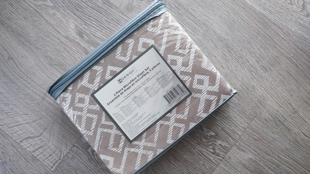 Queen size 4 piece sheet set - beige image indicator(3)