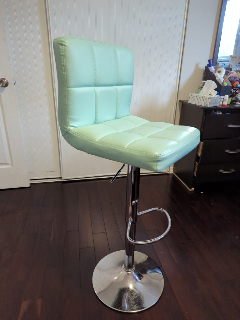 set of 2 bar chairs (swivel, adjustable)