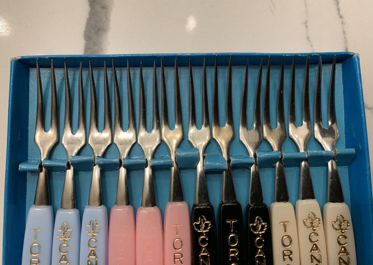 Toronto Souvenir Vintage Cocktail Forks Set of 12 image indicator(5)