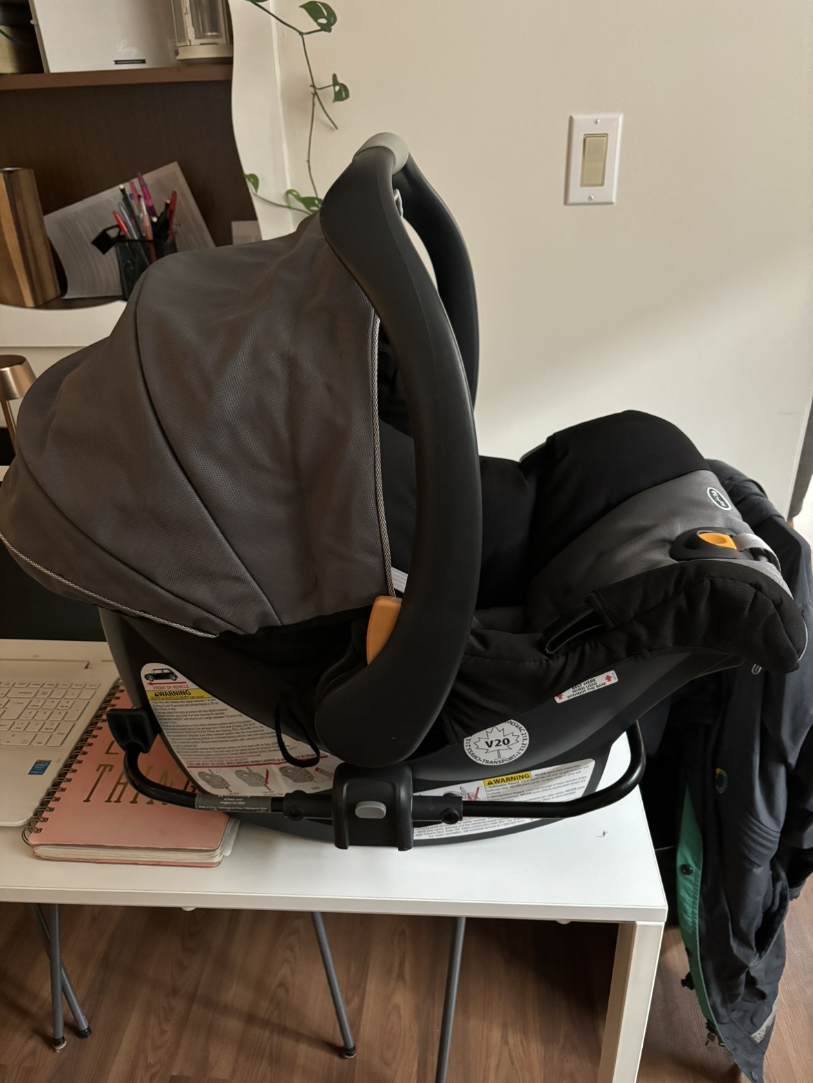 Free Chicco car seat with Uppababy Cruz adaptor thumbnail
