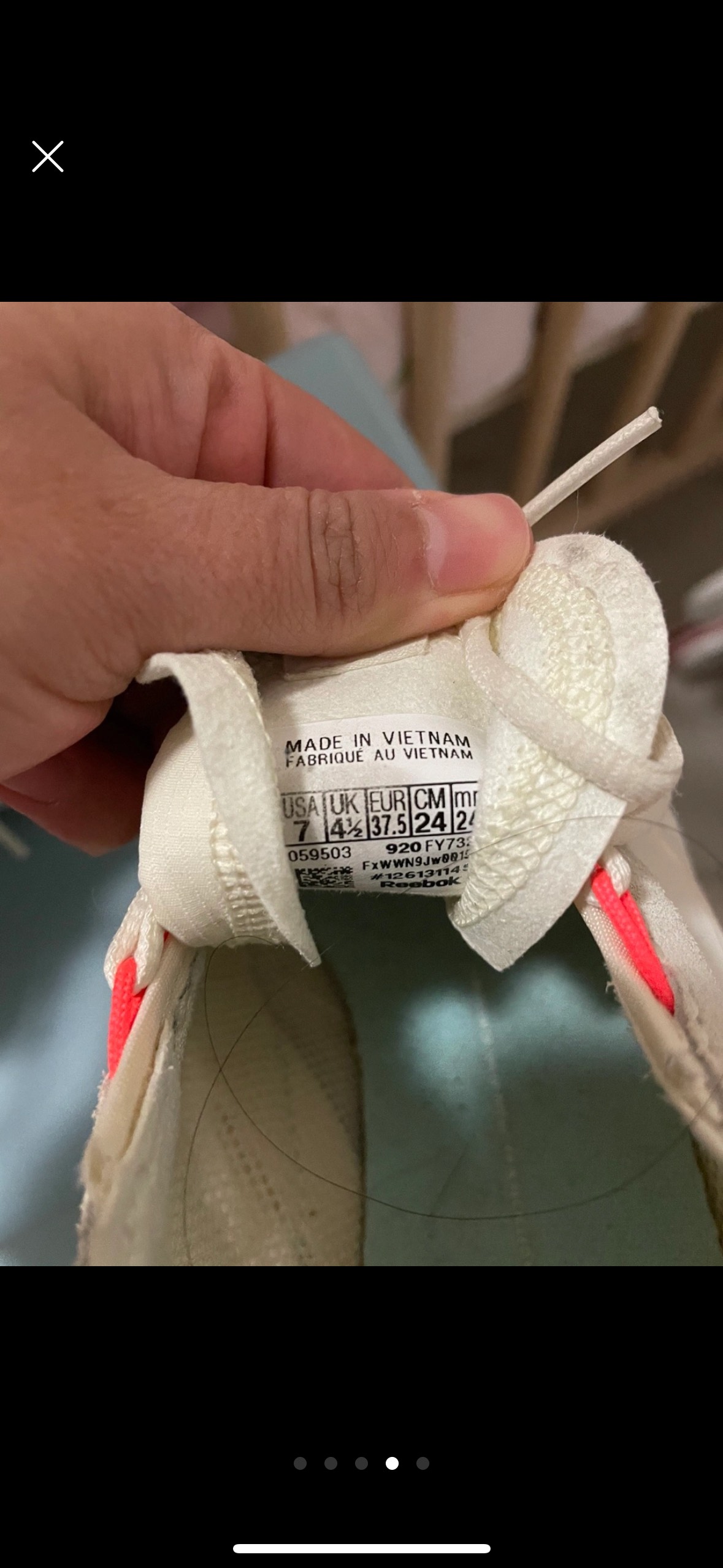 Reebok sneakers image indicator(5)