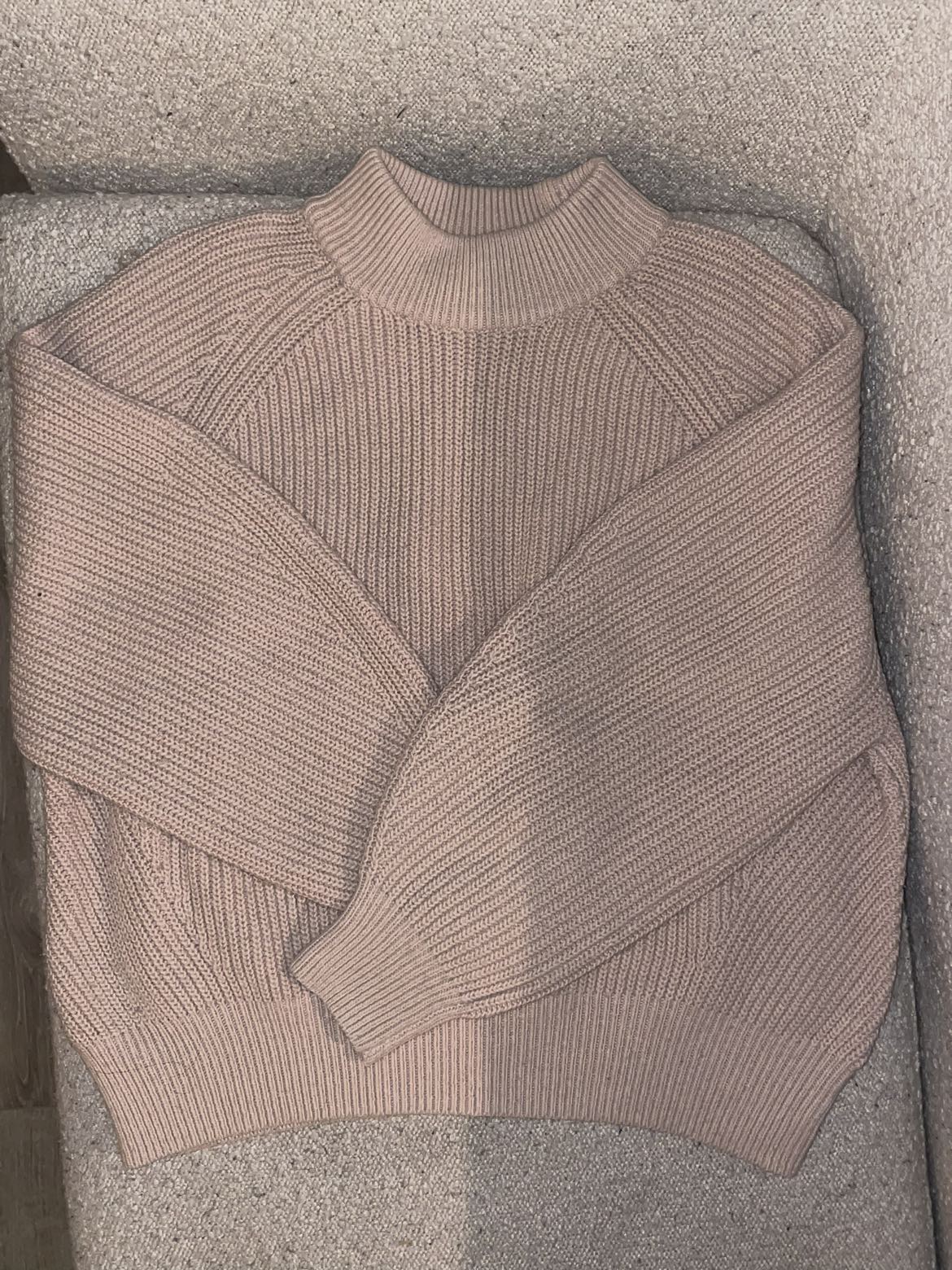 H&M Baby Pink Wool Sweater thumbnail