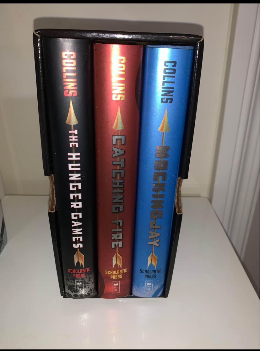 The Hunger Games Trilogy-Books thumbnail