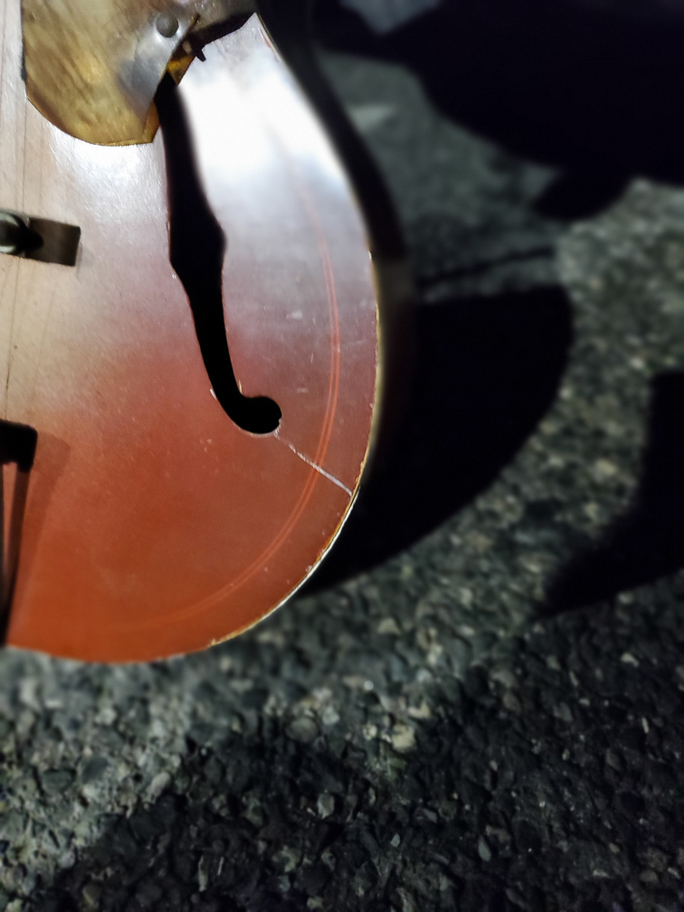 Vintage Archtop Regal Guitar image indicator(6)