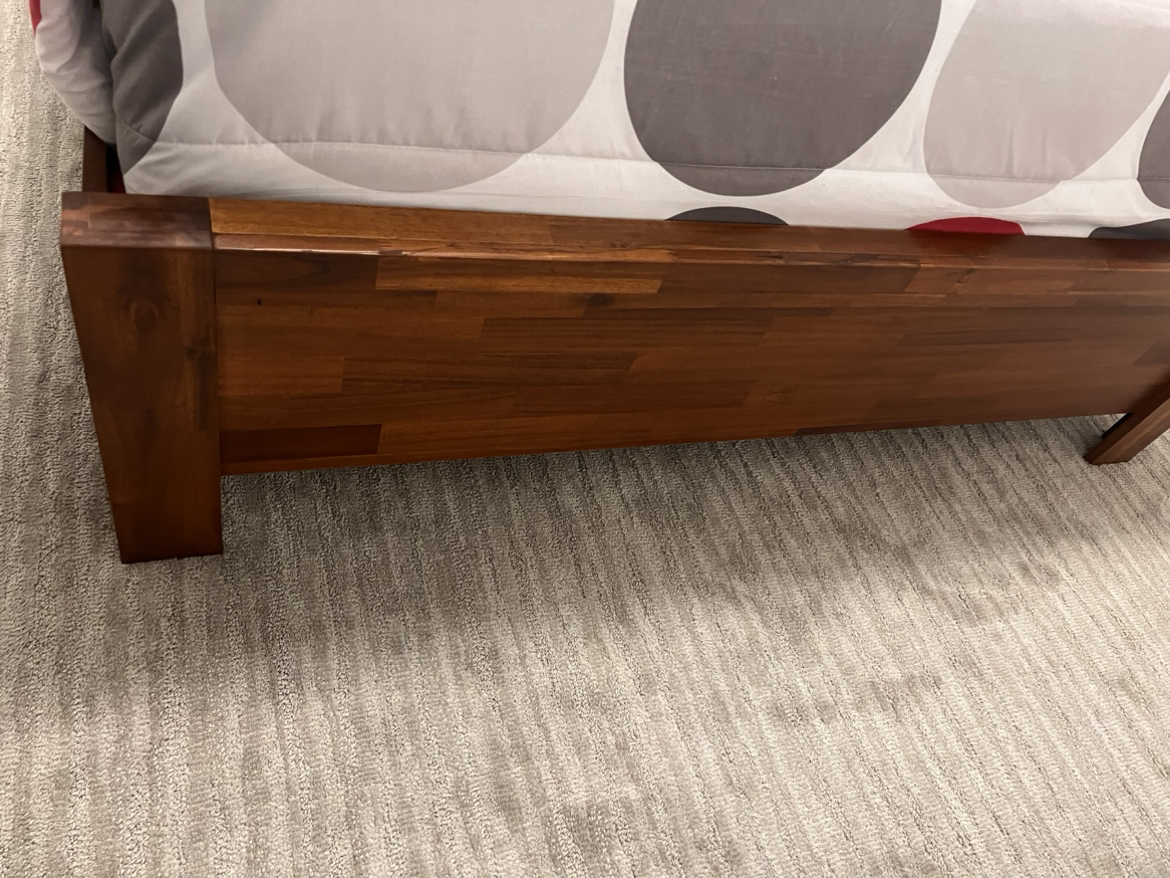 Queen size platform bed with mattress - photo 3