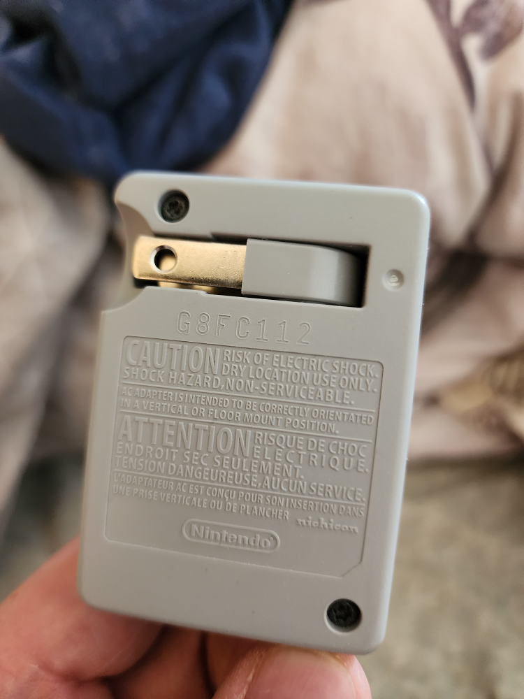 great condition  3ds XL with original box - photo 4