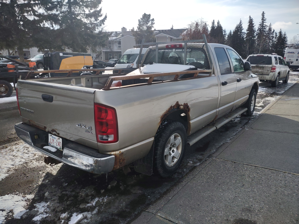 2004 Dodge Ram 1500 4x4 - photo 2