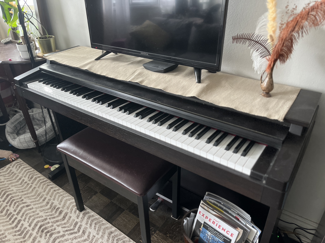 Digital piano- Roland HP 1800 - photo 2