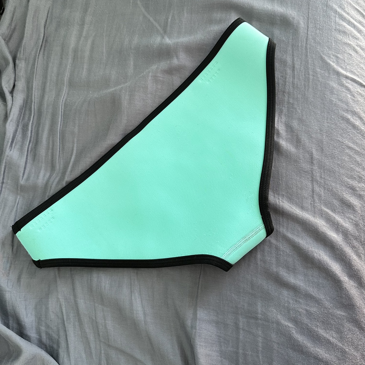 Triangl Bikini Bottom 🥕 image indicator(2)