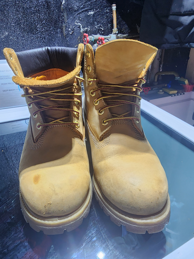 Timberland Boots - Men's Size 9 - Tan - photo 5