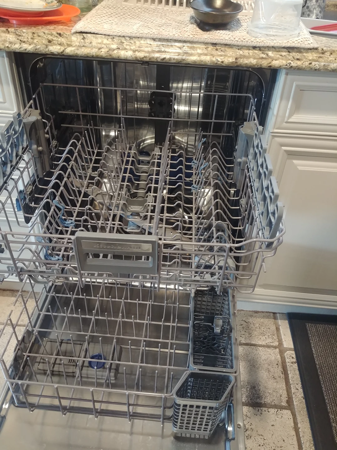 Kitchen Aid Dishwasher image indicator(8)