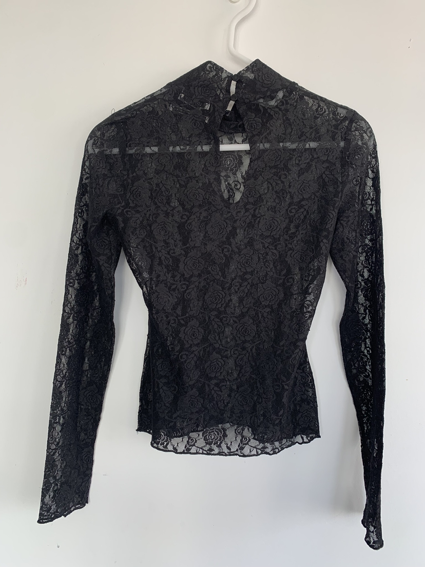 Urban Outfitters lace top image indicator(2)