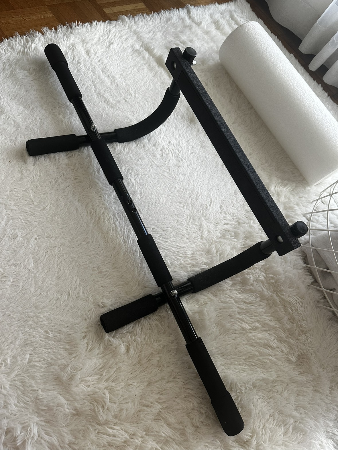 Pull-up bar