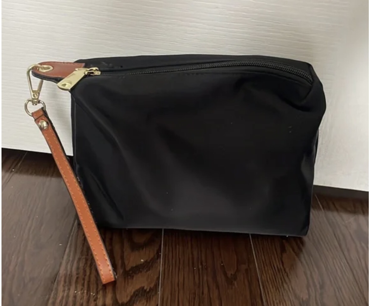 Black nylon purse with wristlet (Not Longchamp) image indicator(5)