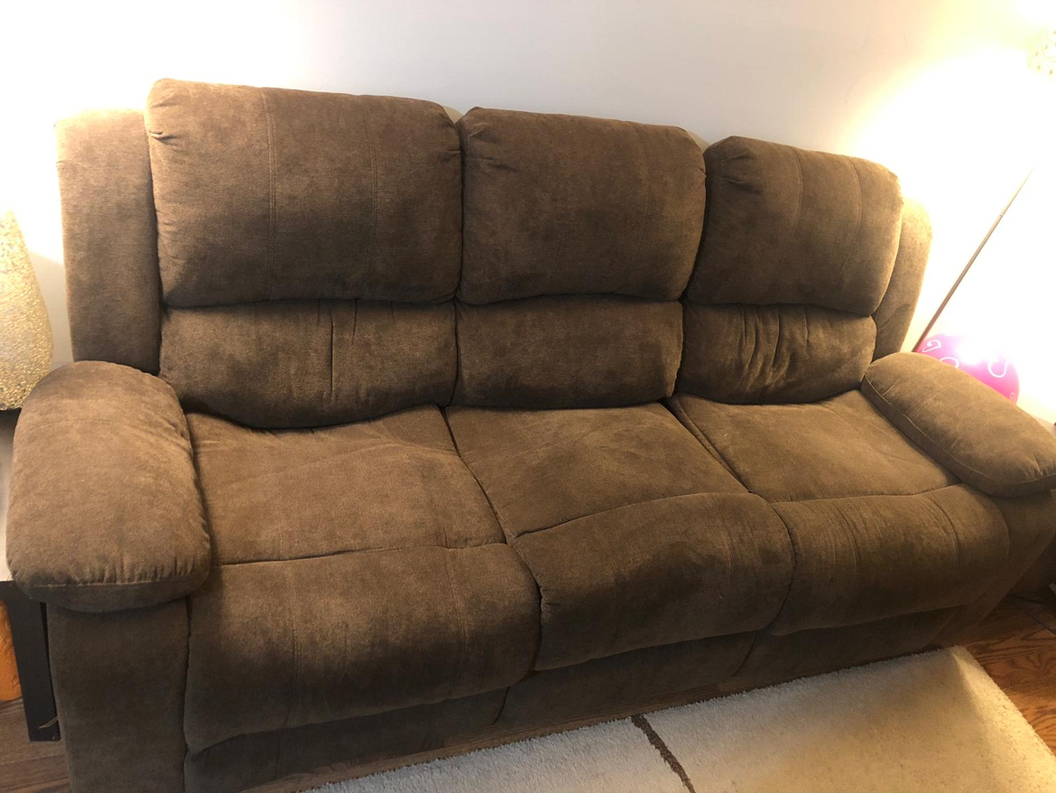 Two loveseat recliner sofas - photo 3