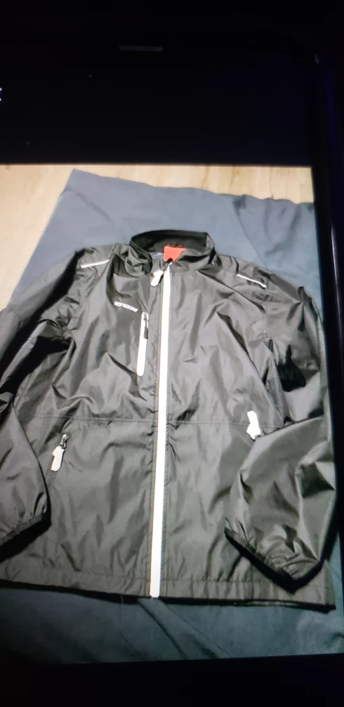 $20 Youth CCM jacket (XL)
