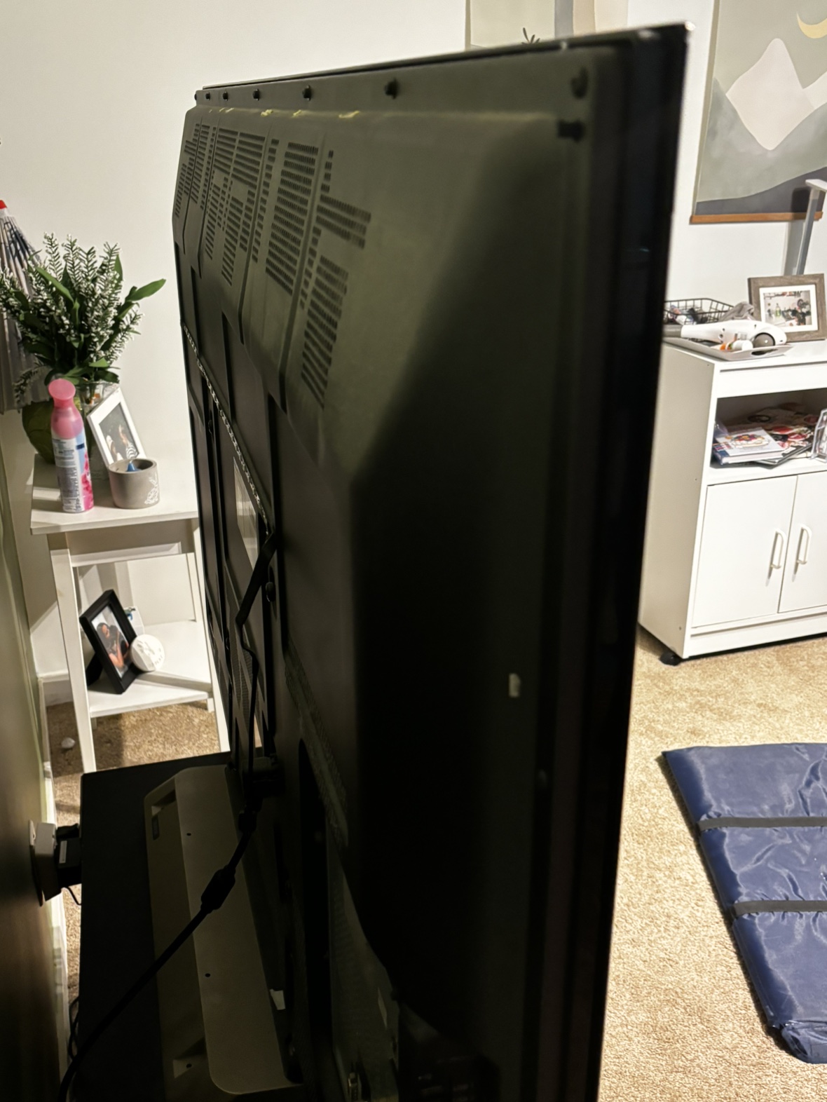 56 inch TV - photo 2