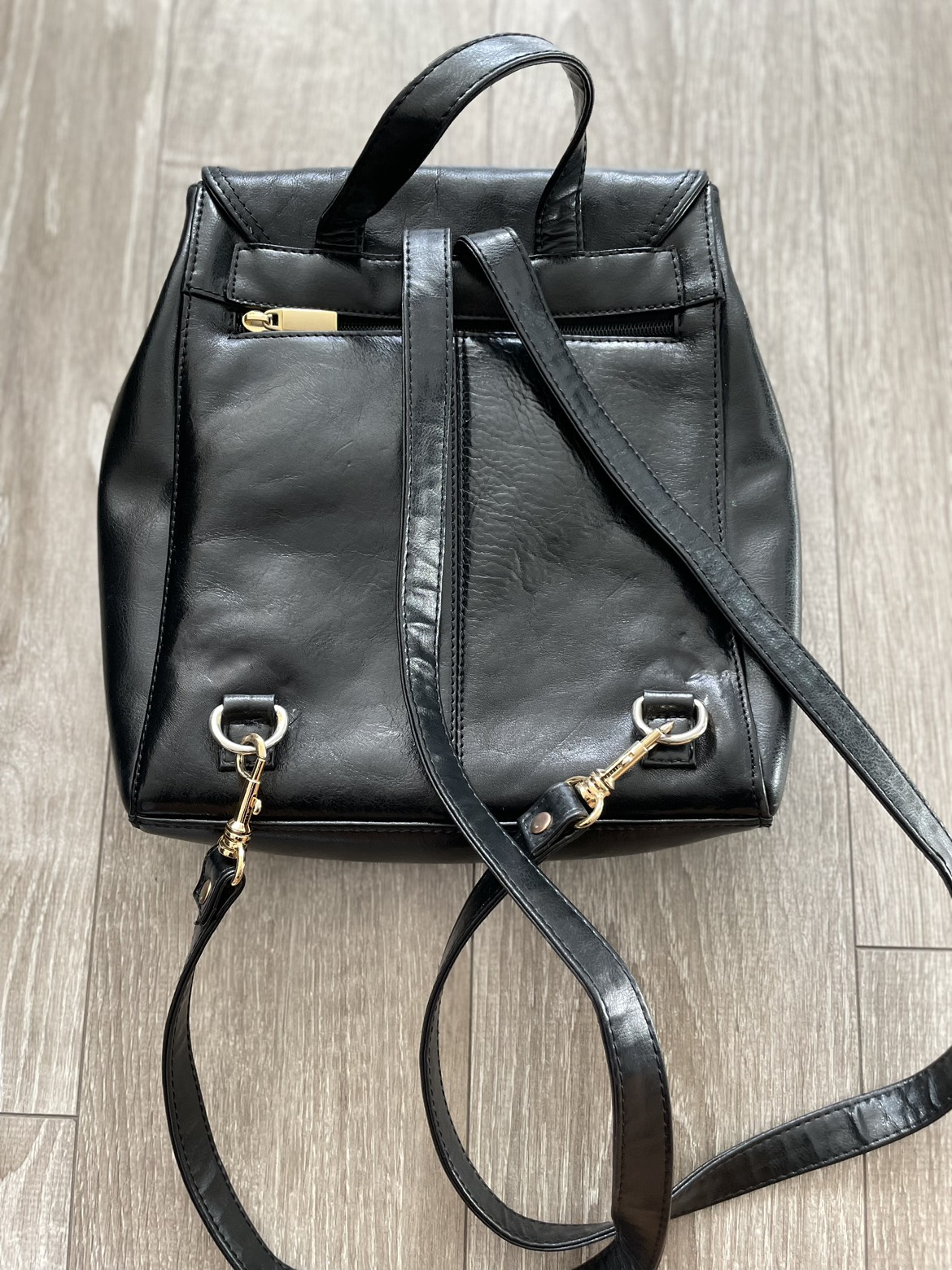 Vintage Leather Backpack Bag image indicator(2)