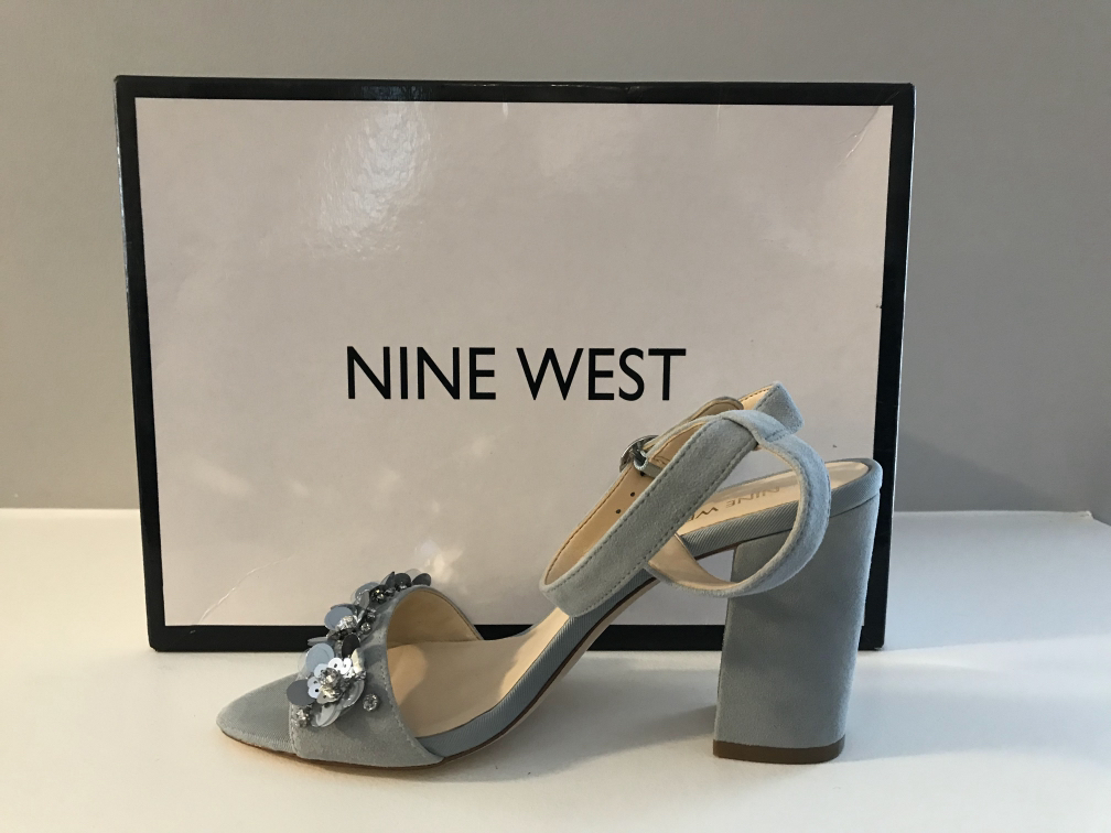 Brand new in box - Sandals size 8 image indicator(7)