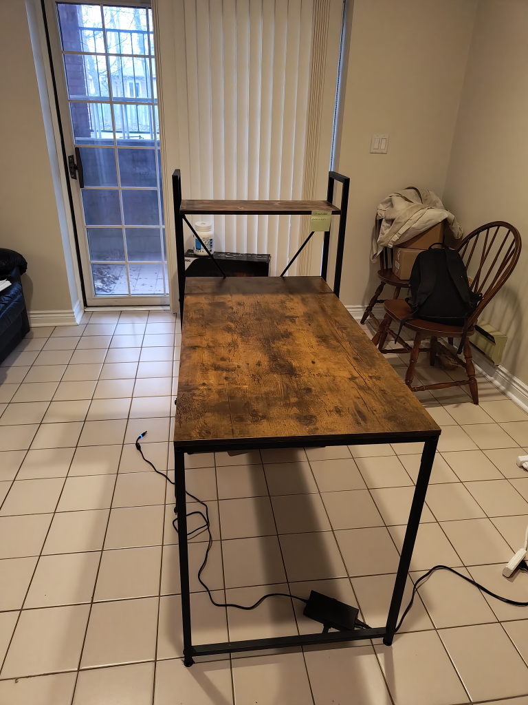 Computer desk