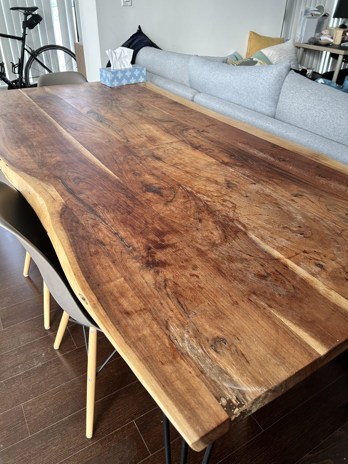 Structube Reno Dining Table