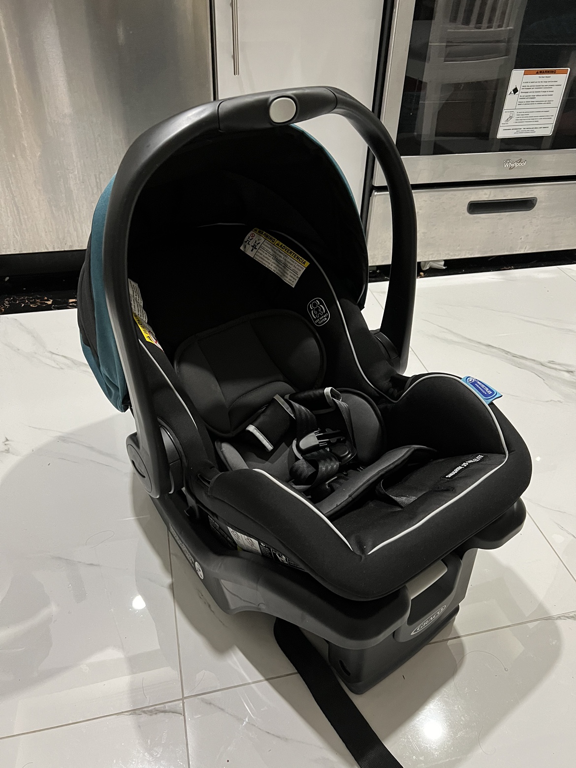 Graco stroller and carseat - photo 2