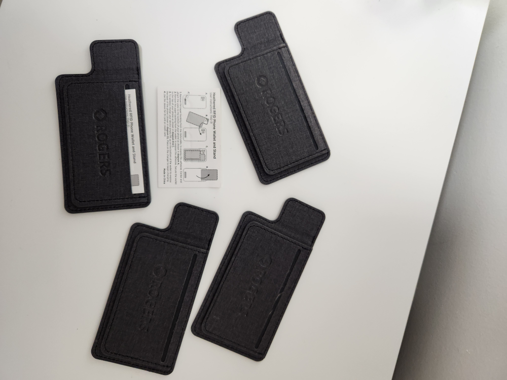 Rogers' wallets image indicator(2)