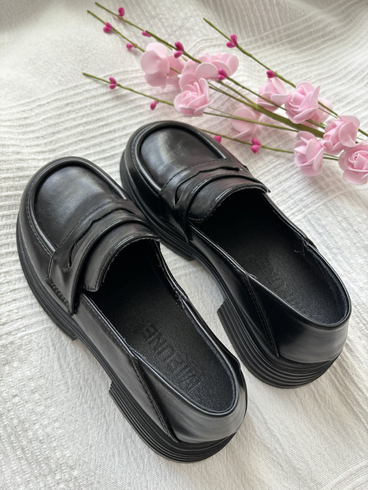 Loafers thumbnail