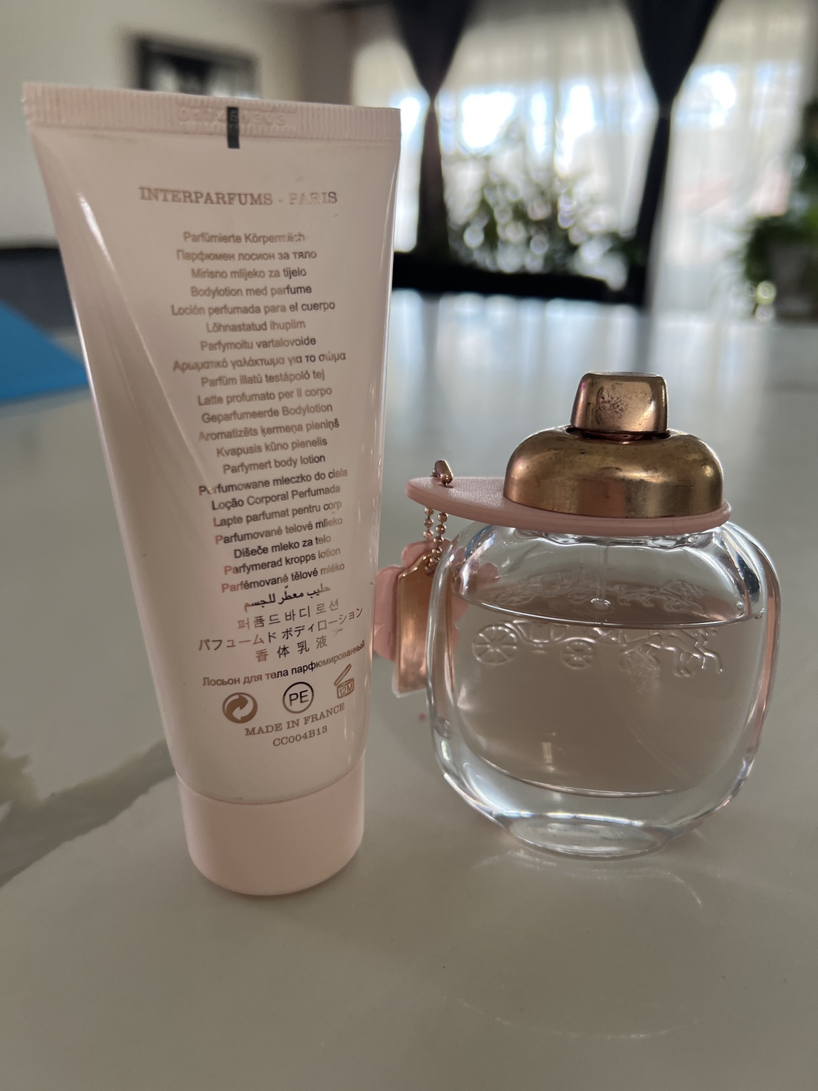 Coach perfume and lotion set image indicator(3)