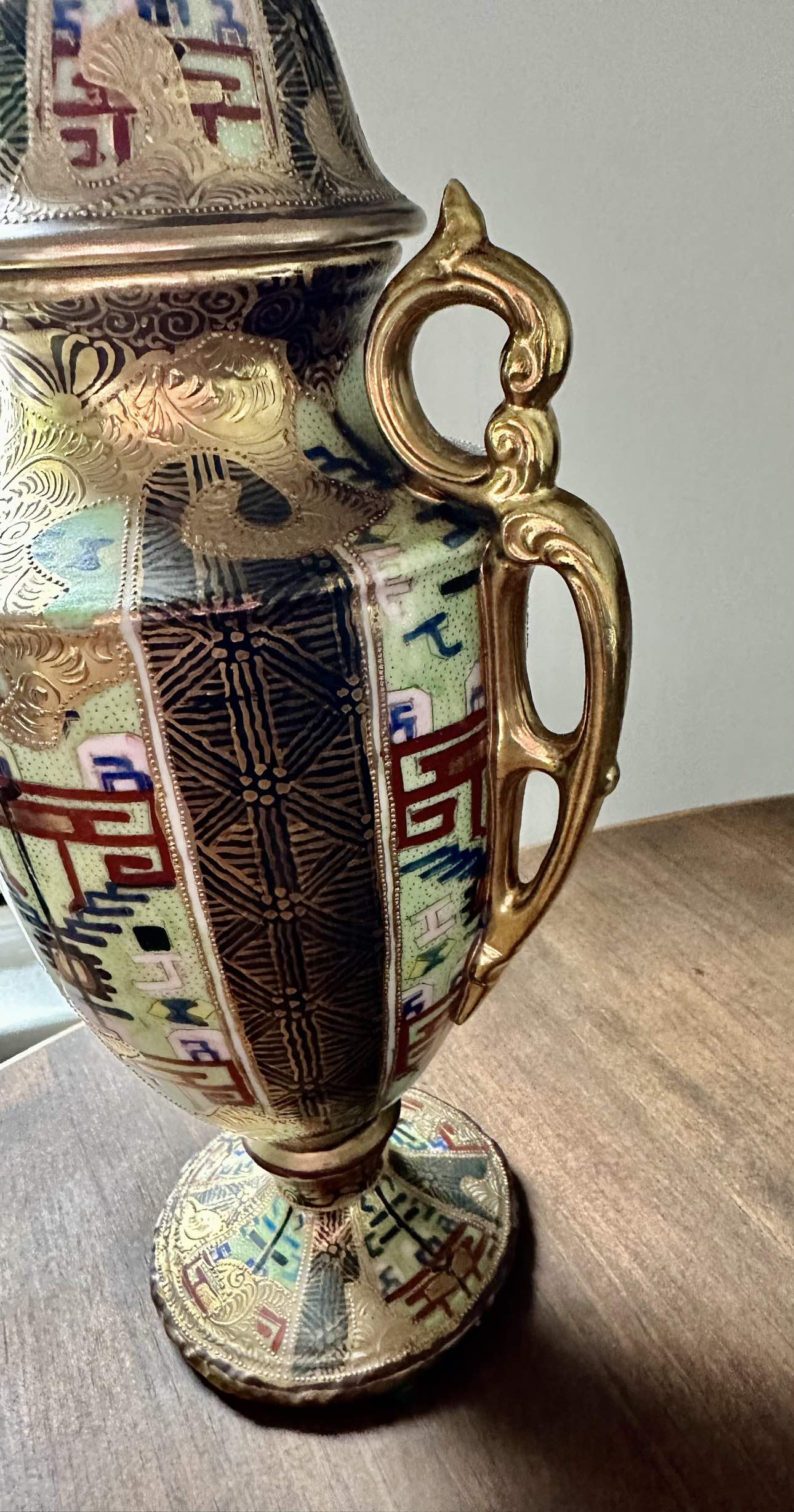 Exquisite Antique Nippon Hand Painted & Golden Handled Urn image indicator(3)