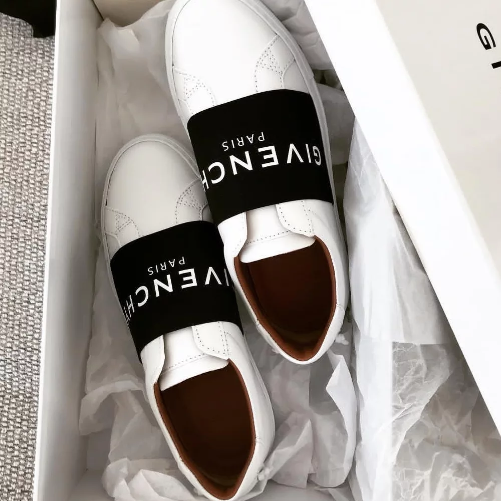fashion sneakers thumbnail